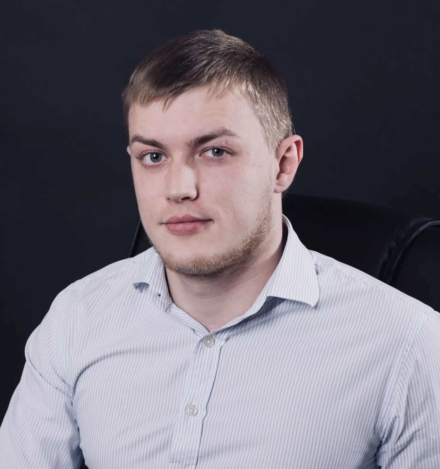 Максим Кулаков